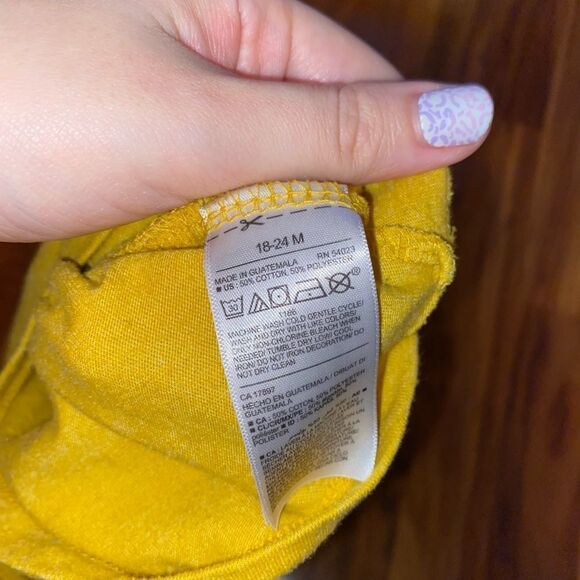 5 For $25 Old Navy Yellow T-Rex Tee Baby Size 18-24 Months - Picture 3 of 4